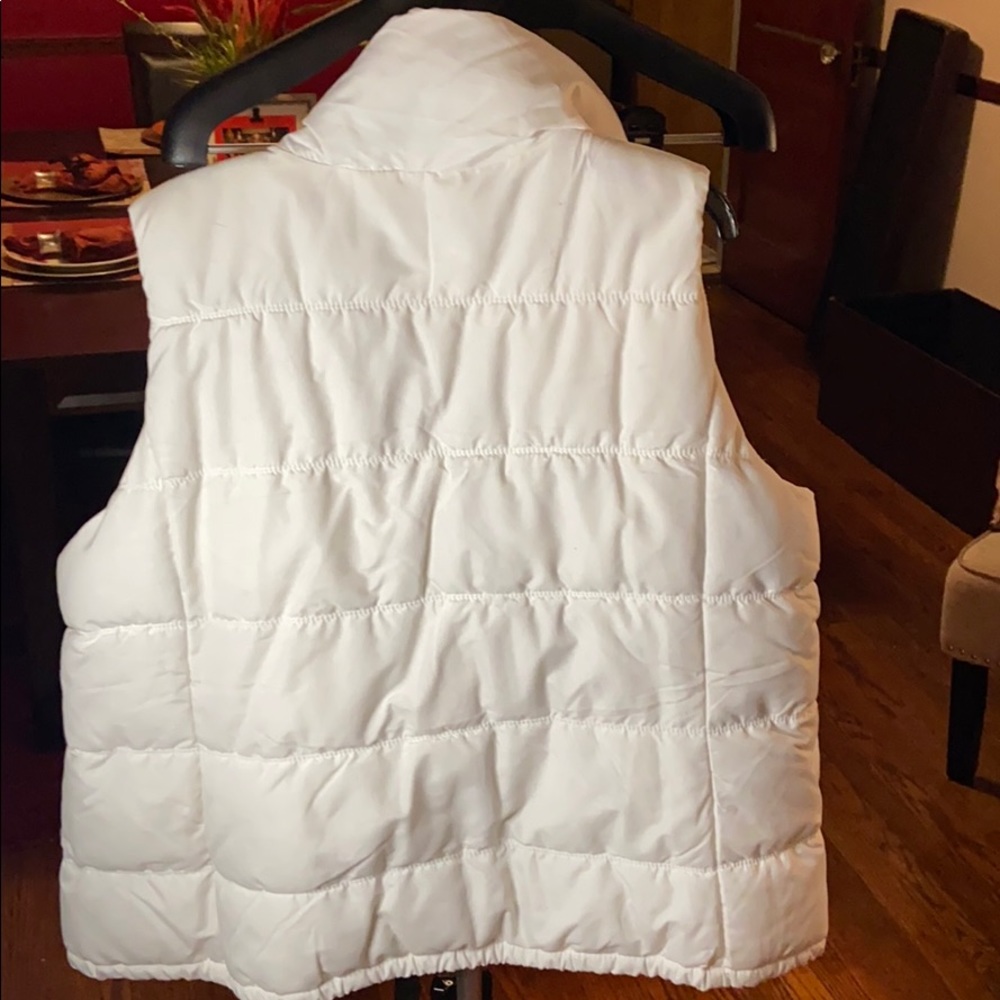 Vest - Picture 3 of 3